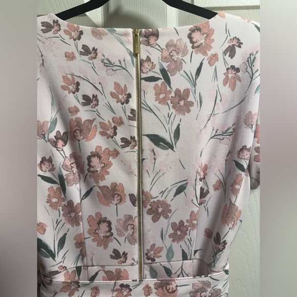 Calvin Klein - Floral-Print Short-Sleeve Ruffle-Hem Dress - Size 10 - Picture 9 of 10